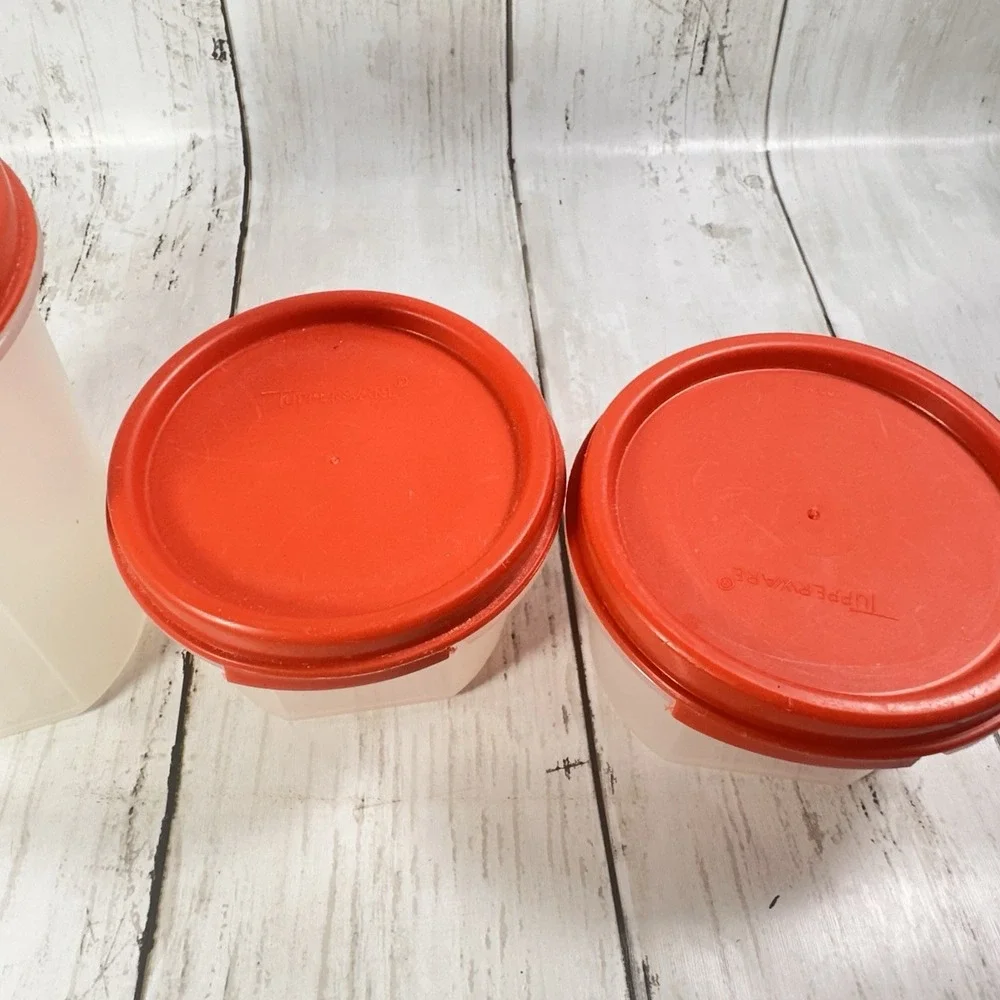 Tupperware‎ Set of 3 Containers with Paprika Lids  Two 1605 One 1606